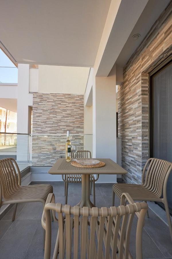 Greystoneapartments Паралія-Діонісіу Екстер'єр фото